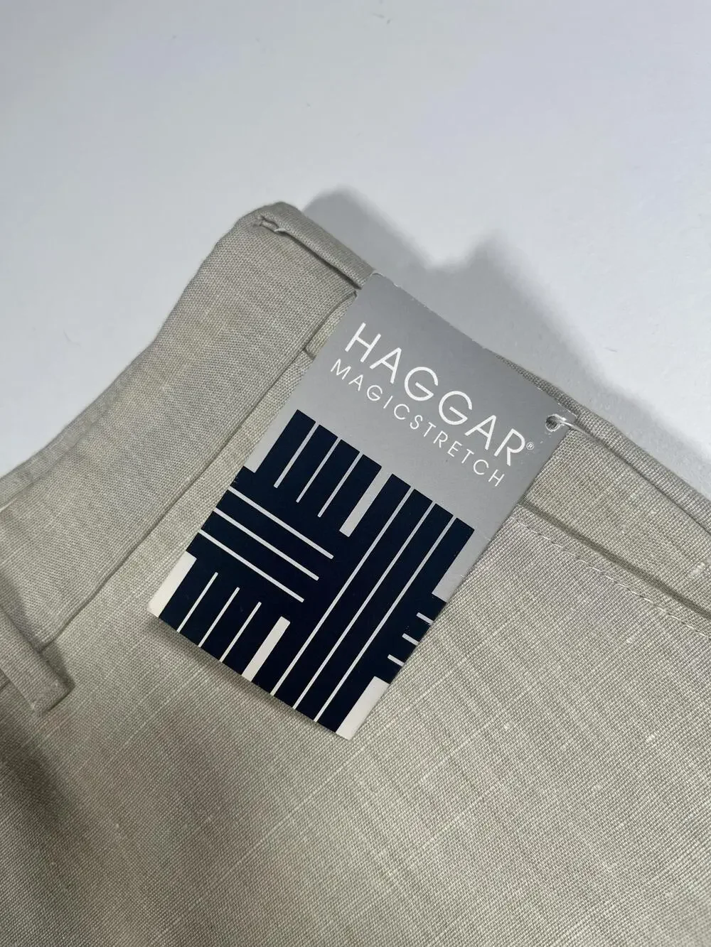 New Haggar Dress Pants Mens 34x32 Beige Cool 18 Pro Magic Stretch Straight Leg